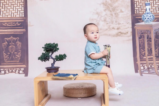 百色孕妇尖肚子和圆肚子